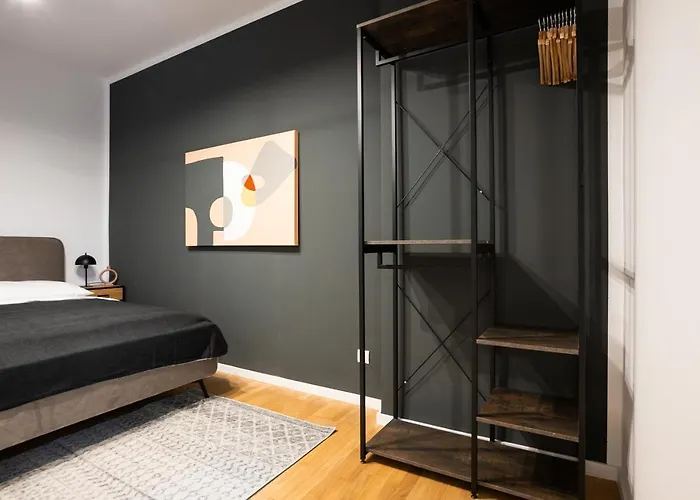 Aesthetic Newly Renovated Located Near Belvedere Castle, 15 Minutes From Stephansplatz * Viena