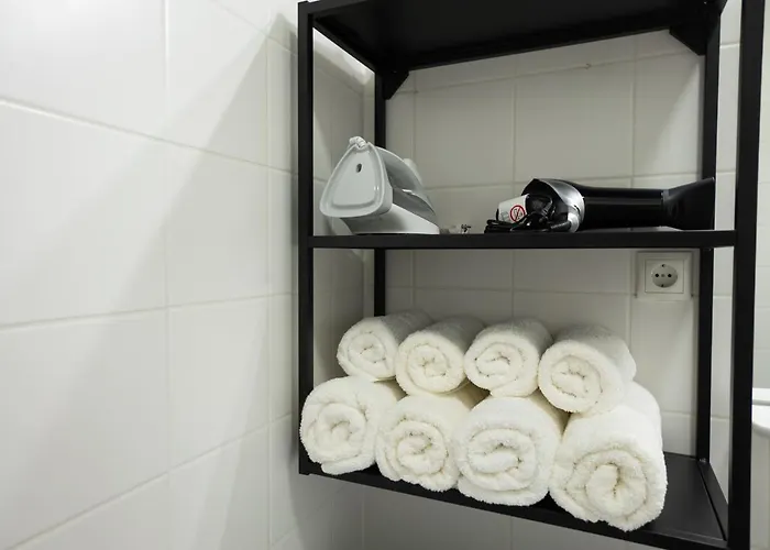 Aesthetic Newly Renovated Located Near Belvedere Castle, 15 Minutes From Stephansplatz * Viena