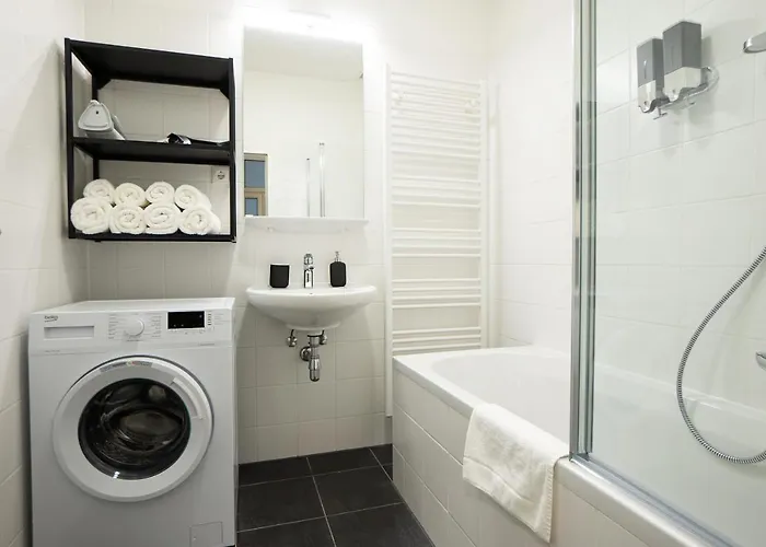 Aesthetic Newly Renovated Located Near Belvedere Castle, 15 Minutes From Stephansplatz * Viena